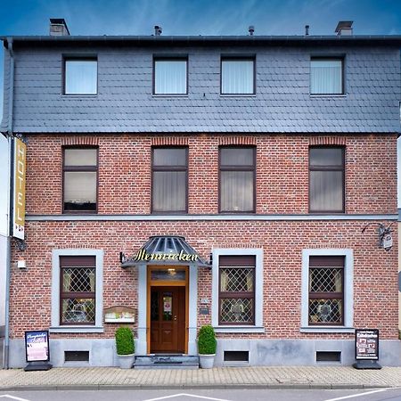 Hotel Mennicken Вюрзелен Екстер'єр фото