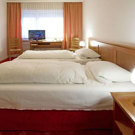 Hotel Mennicken Вюрзелен Екстер'єр фото